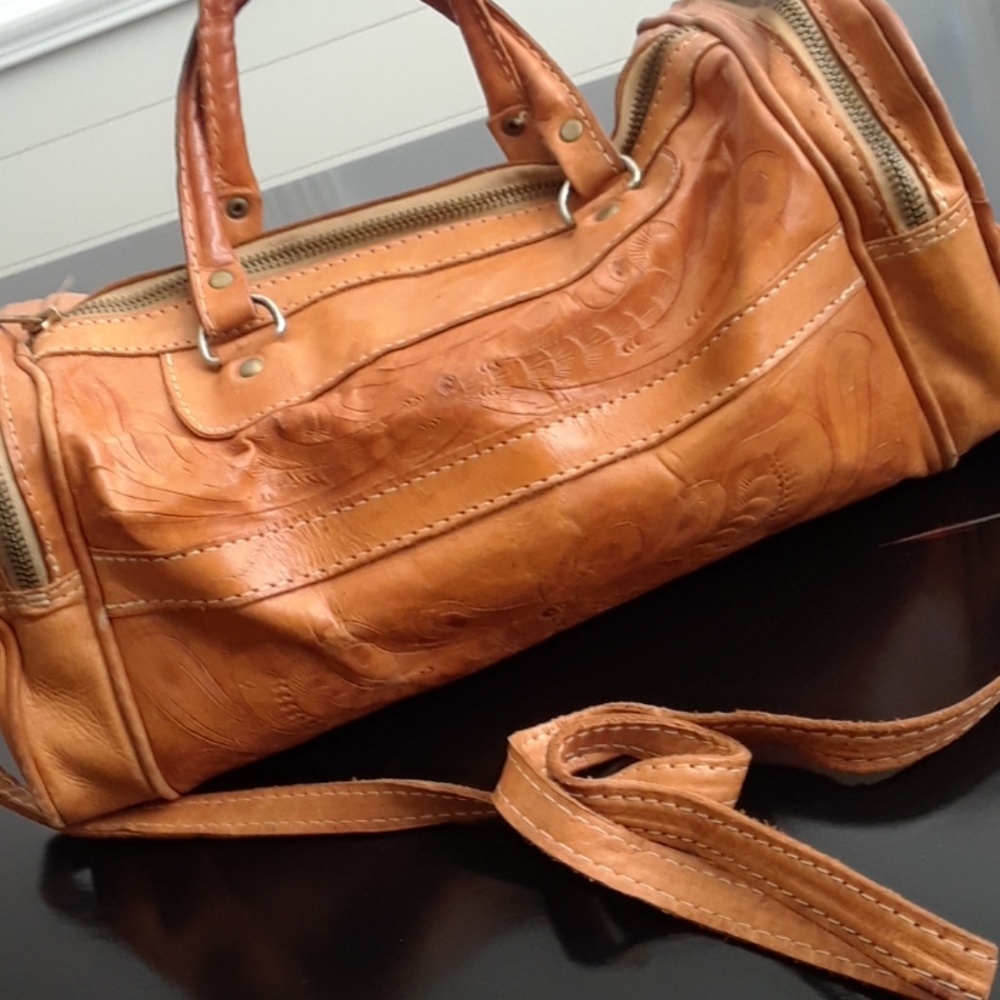 VINTAGE BOHO BAG...flaw..